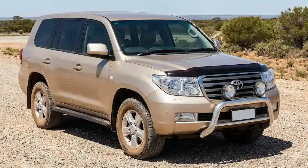 Front view of Gold Toyota LandCruiser 200 Series GXL (2010 Model) with OCAM Bonnet Protector installed.