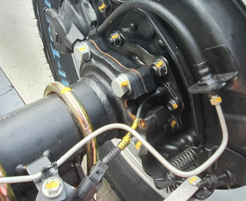 Close-up of Rear Diff Track Correction