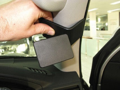 Hand installing ClicOn mount