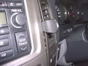 Close-up of a ClicOn Dash Mount